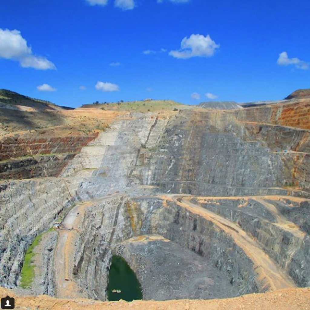 Sediment-hosted ore deposits tour blog Navachab Gold Mine, Open Pit ...